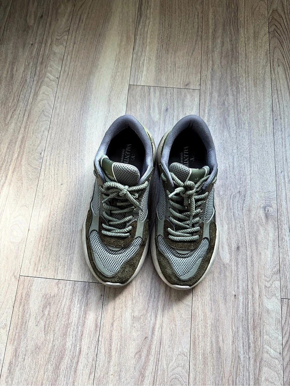 Valentino Garavani Sneakers – Olive Green / Gray / Neon – Made in Italy